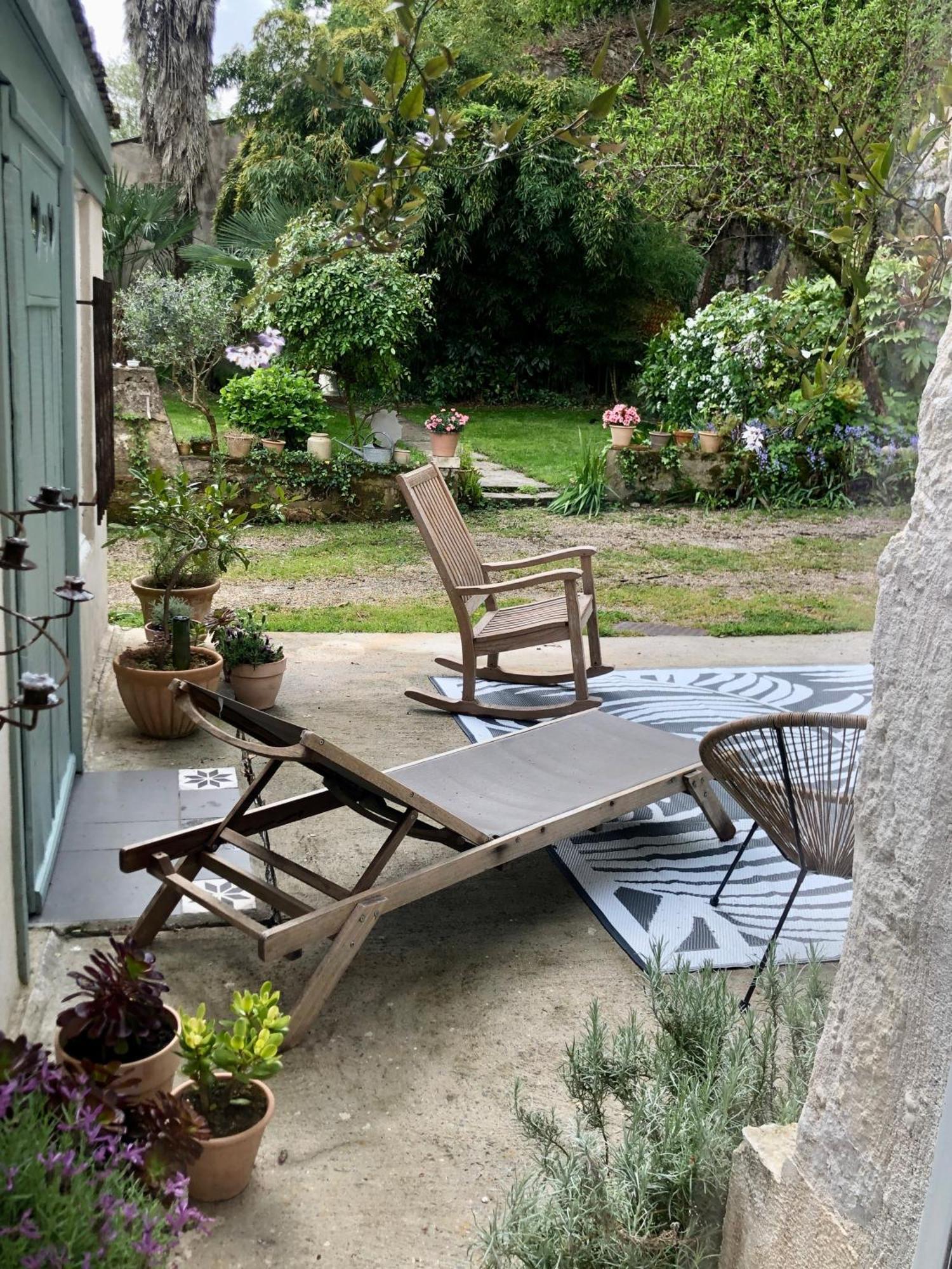 L'Heure Bleue Bed & Breakfast Saintes Ngoại thất bức ảnh